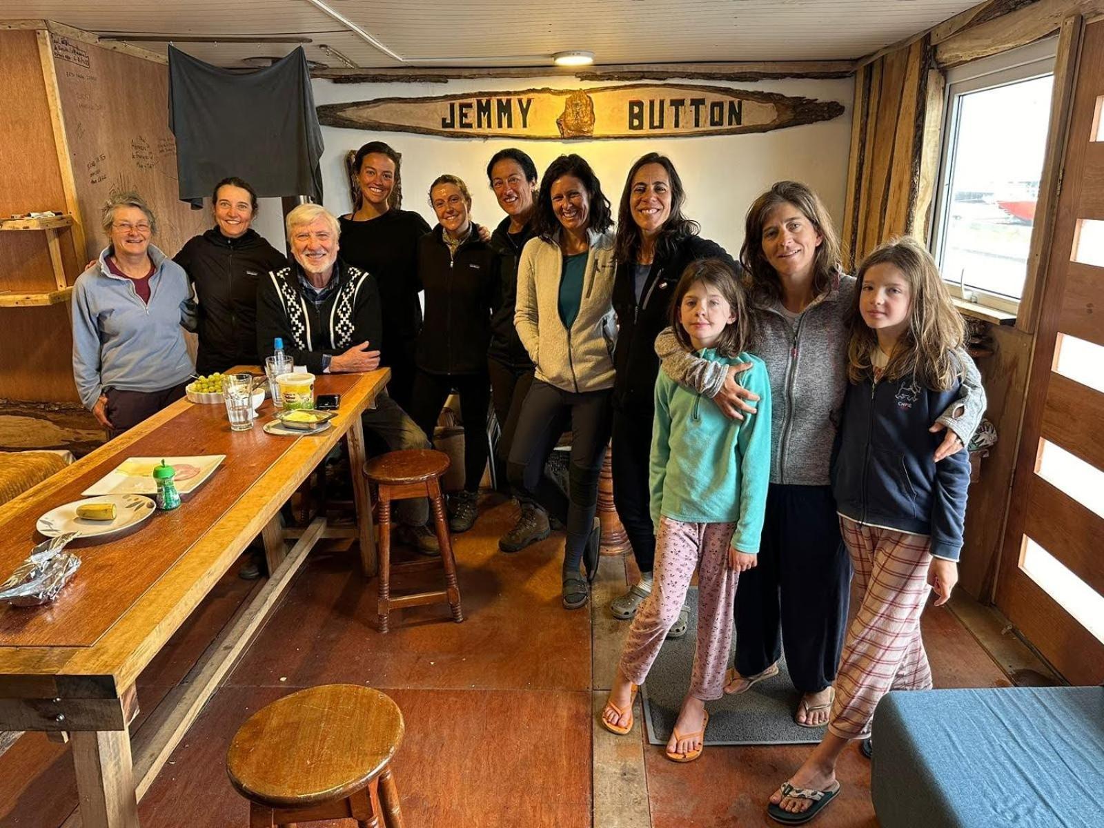 Refugio Jemmy Button Hotel Puerto Williams Buitenkant foto